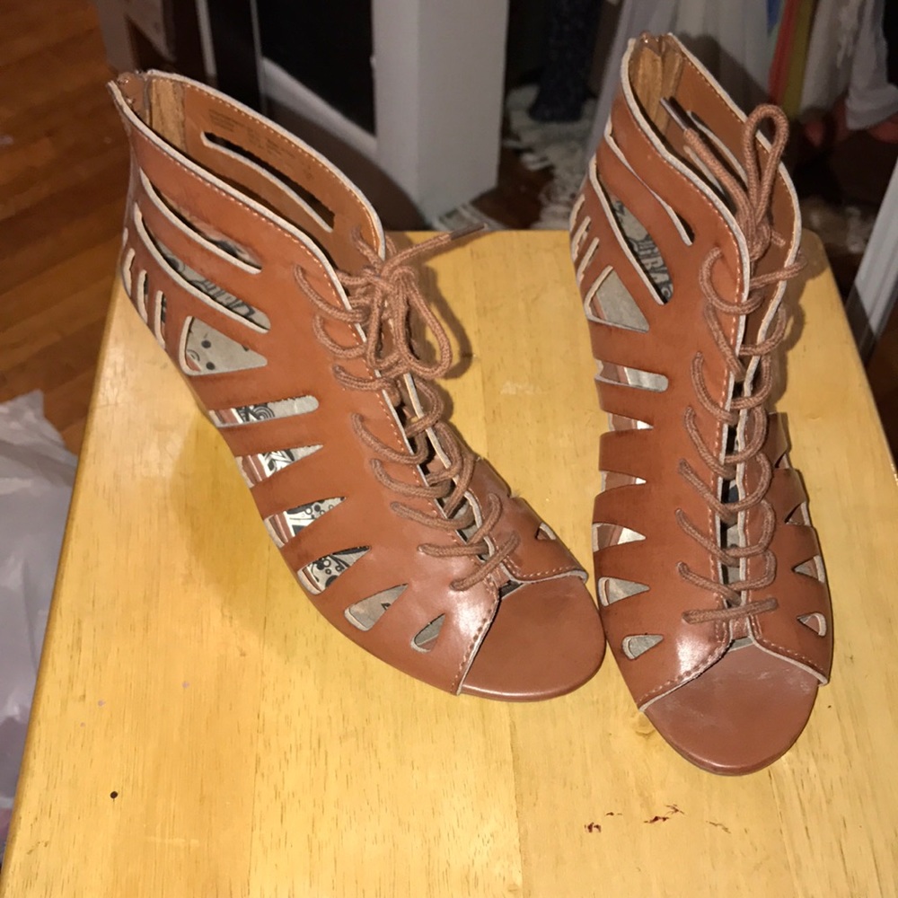 Brown brash lace up wedges